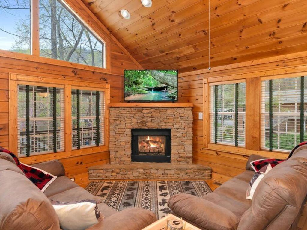 Soco Serene Cabin In The Heart Of Maggie Valley Exteriör bild