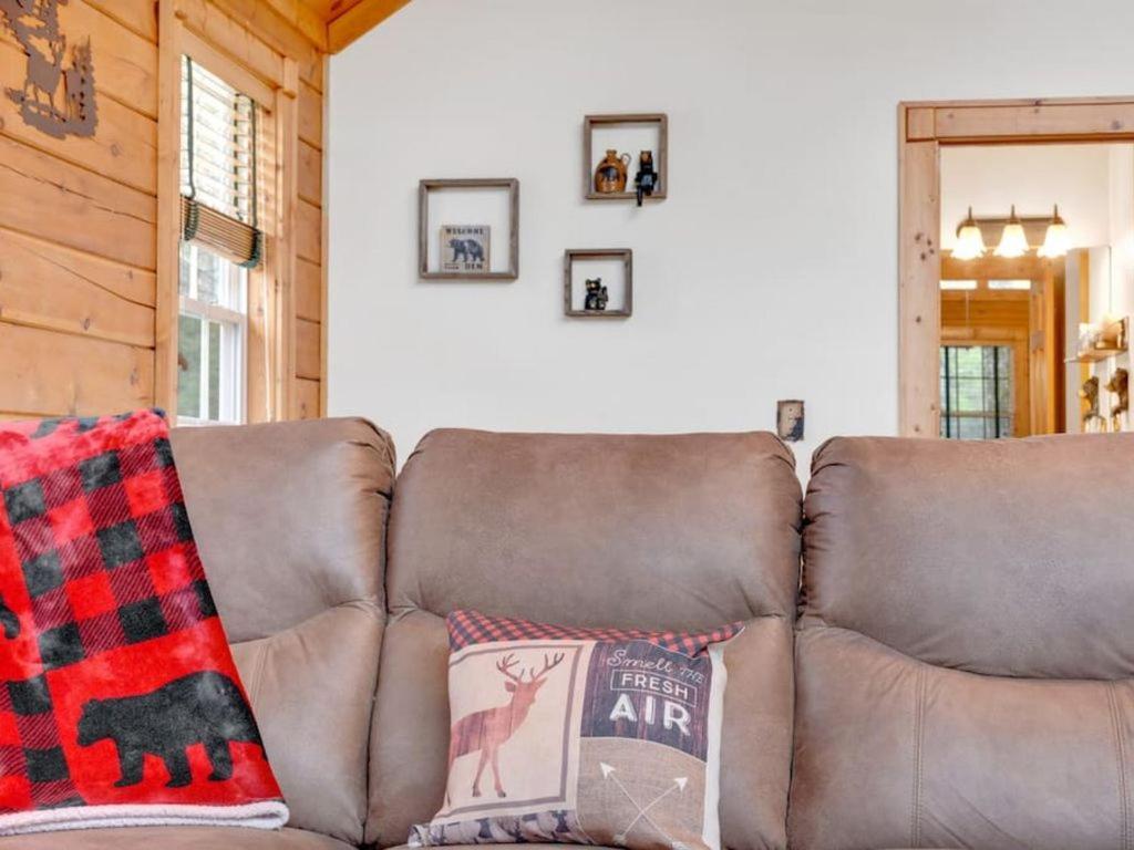 Soco Serene Cabin In The Heart Of Maggie Valley Exteriör bild